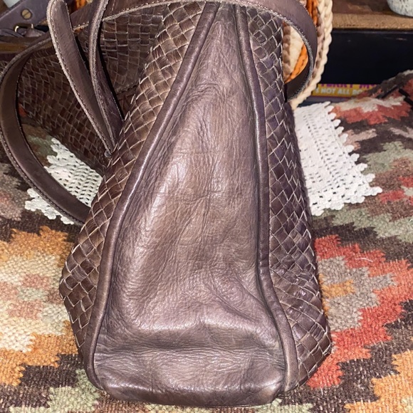 Italian Leather CrossBody - Picture 8 of 10